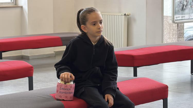 9 yaşındaki Berra'dan duygulandıran bağış! 