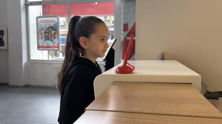 9 yaşındaki Berra'dan duygulandıran bağış! 