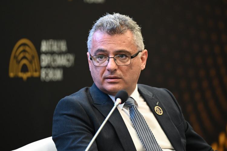 <p>KKTC Cumhurbaşkanı Tufan Erh&uuml;rman, forum kapsamında d&uuml;zenlenen panele katılarak konuşma yaptı.</p>
