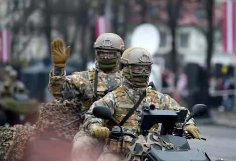 <p>AVRUPA'NIN EN G&Uuml;&Ccedil;L&Uuml; 30. ORDUSU LETONYA<br />
<br />
PWRINDX: 2,2316</p>
