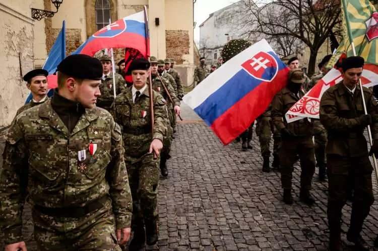 <p>AVRUPA'NIN EN G&Uuml;&Ccedil;L&Uuml; 23. ORDUSU SLOVAKYA<br />
<br />
PWRINDX: 1,3911</p>
