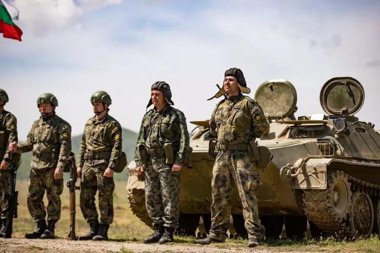 <p>AVRUPA'NIN EN G&Uuml;&Ccedil;L&Uuml; 20. ORDUSU&nbsp;BULGARİSTAN<br />
<br />
PWRINDX: 1,2522</p>
