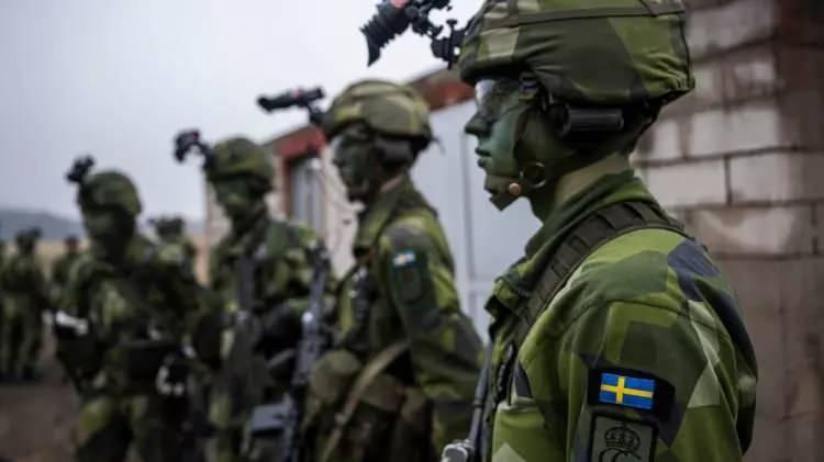 <p>AVRUPA'NIN EN G&Uuml;&Ccedil;L&Uuml; 9. ORDUSU YUNANİSTAN<br />
<br />
PWRINDX: 0,4834</p>
