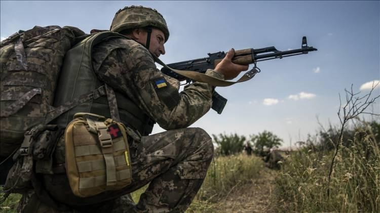 <p>Bakan Healey, savaş bitene kadar Ukrayna'yı desteklemeye devam edeceklerini vurguladı.</p>
