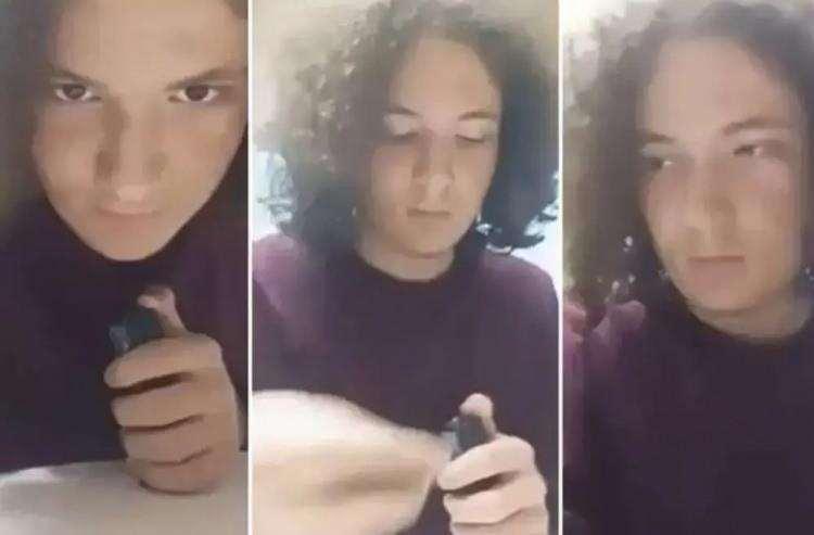 <p><span style="color:rgb(178, 34, 34)">BİLGİSAYARINDAN YASAKLI OYUN &Ccedil;IKTI</span></p>

<p>Kahramanmaraş'ta okulda katliam ger&ccedil;ekleştiren İsa Aras Mersinli'nin bilgisayarında oynadığı oyun ortaya &ccedil;ıktı.</p>

<p>Oyunun 2024 yılında yasaklanan şiddet oyunu Roblox olduğu g&ouml;r&uuml;ld&uuml;.</p>

<p>Baba Uğur Mersinli, oğlunun odasına kapanarak vaktinin b&uuml;y&uuml;k kısmını bilgisayar oyunları oynayarak ge&ccedil;irdiği, İngilizce konuştuğunu ve odaya girdikleri zaman her şeyi kapattığını s&ouml;ylemişti.</p>

<p>Katil İsa Aras Mersinli'nin Arjantin'deki arkadaşı: &Ccedil;ok eşli ilişkimiz vardı!</p>
