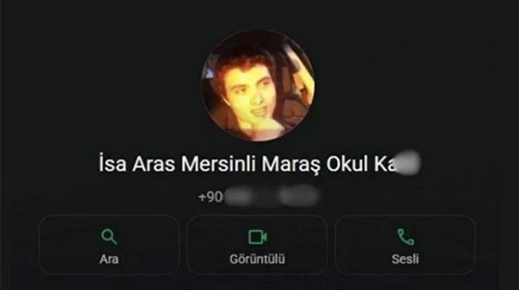 <p><span style="color:rgb(178, 34, 34)">ABD'DEKİ KATLİAMIN SALDIRGANI PROFİL FOTOĞRAFINDA</span></p>

<p>&Ouml;te yandan saldırganın WhatsApp profilinde 2014 yılında ABD'de&nbsp;okul katliamı&nbsp;ger&ccedil;ekleştiren Elliot Rodger'a ait bir fotoğraf kullandığı ortaya &ccedil;ıktı.</p>
