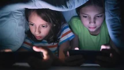 <p><span style="color:#B22222"><strong>SU&Ccedil; İŞLEYEN &Ccedil;OCUK SAYISINDA&nbsp; KORKUN&Ccedil; BİR ARTIŞ G&Ouml;R&Uuml;L&Uuml;YOR</strong></span></p>
