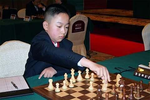 <p><strong>&Ccedil;İNLİ WEİ Yİ'NİN REKORUNU KIRDI</strong></p>
