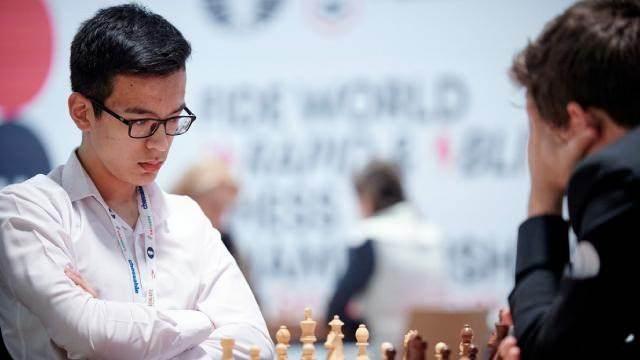 <p>9-&nbsp;Nodirbek Abdusattorov | &Ouml;zbekistan<br />
<br />
* Rekor Yaşı: 17 yaş 11 ay<br />
<br />
* Tarih: 2022</p>
