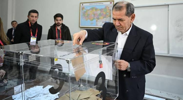 <p>&Ouml;zbek'in takım şampiyon olur ve yeniden başkan se&ccedil;ilirse yapacağı ilk iş teknik direkt&ouml;r Okan Buruk'la masaya oturmak olacak.</p>
