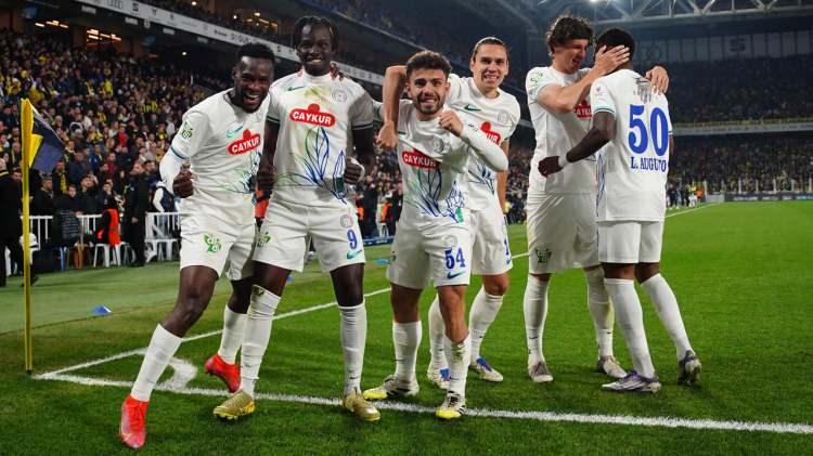 <p>&Ccedil;aykur Rizespor'un gollerini de 47. dakikada dakikada Ali Sowe ile 90+8. dakikada Sagnan kaydetti.</p>
