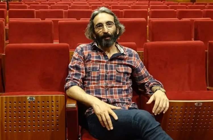 <p><strong>Gazeteci Birsen Altuntaş'ın haberine g&ouml;re, Fırat Tanış, projeden kendi isteğiyle ayrılmadı, kanal y&ouml;netimi tarafından kadrodan &ccedil;ıkarıldı.</strong></p>
