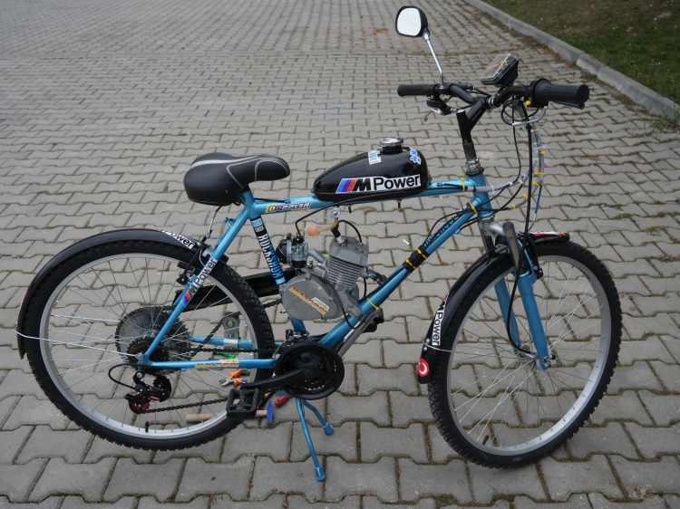 Kastamonu'da g&ouml;reni şaşkına &ccedil;eviren vatandaş ve aracı! G&ouml;z&uuml; değen istiyor 