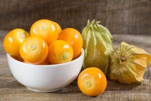 <p><span style="color:#0000CD"><em><strong>Peki, altın &ccedil;ilek faydaları nelerdir? İşte, detaylar...</strong></em></span></p>
