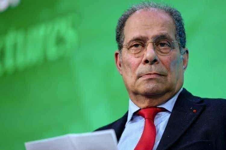 <p>46)&nbsp; THIERRY DASSAULT | 9 MİLYAR DOLAR&nbsp;</p>

<p>&nbsp;</p>

<p>Dassault ailesinin &ouml;nde gelen temsilcilerinden Thierry Dassault, Fransa&rsquo;nın en zengin iş insanları arasında yer alıyor. Servetinin b&uuml;y&uuml;k kısmı havacılık, savunma sanayii ve teknoloji yatırımlarından geliyor.</p>
