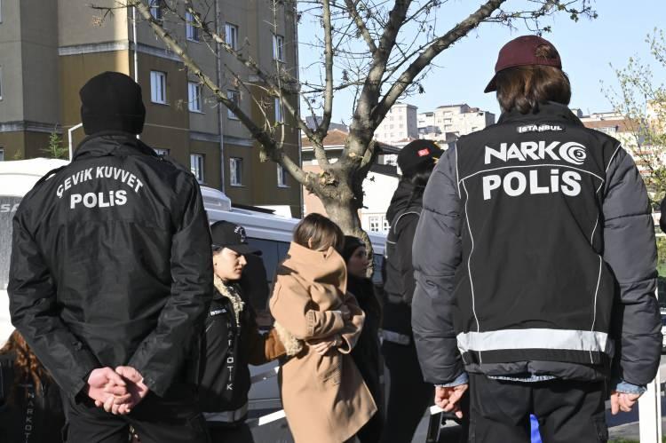 <p>Savcılıkta ifadeleri alınan ş&uuml;phelilerden 11'i tutuklama, 8'i adli kontrol istemiyle sulh ceza hakimliğine g&ouml;nderildi.</p>

<p>&nbsp;</p>
