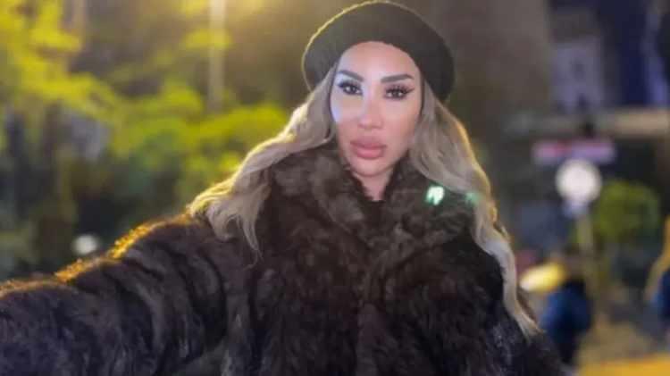 <p><strong>Lena Ahsen Alkan - Sosyal medyada Mika Slowana ismiyle tanınan bir internet fenomenidir.&nbsp;</strong></p>
