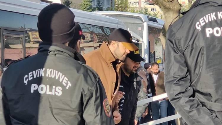 <p><strong>Samet Demirok</strong></p>
