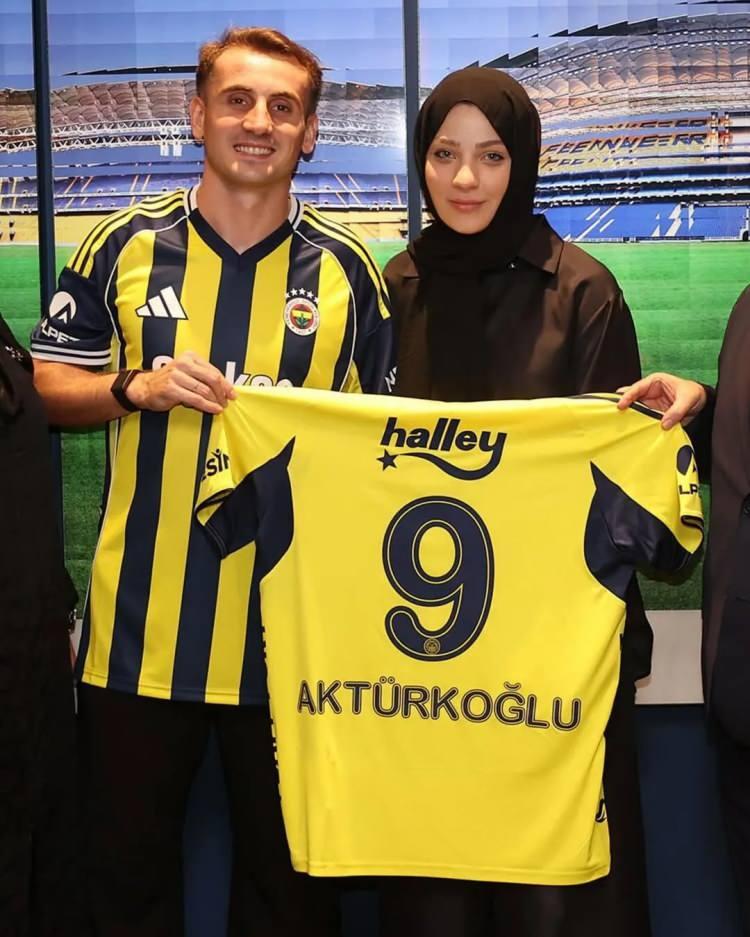 <p><span style="color:#B22222"><strong>"İNSAN O AN DUYGULARINA HAKİM OLAMIYOR"</strong></span></p>
