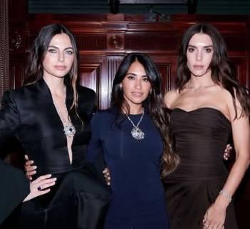 <p><span style="color:#FF0000"><strong>SERVET DEĞERİNDEKİ KOLYE DİKKATLERİ TOPLADI</strong></span></p>

<p>&nbsp;</p>
