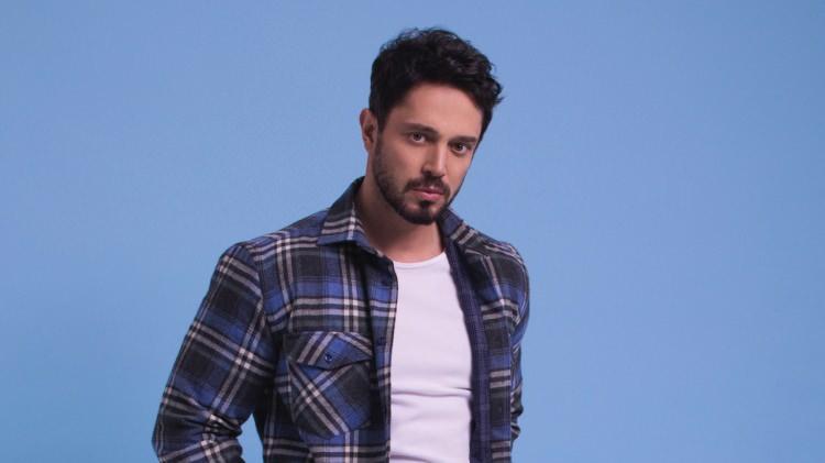 <p><span style="color:#B22222"><strong>"STRESLİ BİR MESLEĞİMİZ VAR"</strong></span></p>
