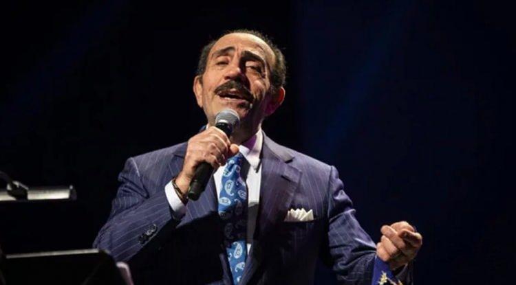 <p>Usta sanat&ccedil;ı Mustafa Keser son &ccedil;ıktığı sahnede g&uuml;ndeme bomba gibi d&uuml;şecek a&ccedil;ıklamalarda bulundu. Meslektaşları ile ilgili itiraflarda bulunan Keser sekt&ouml;rde sildiği isimleri sıraladı.&nbsp;</p>
