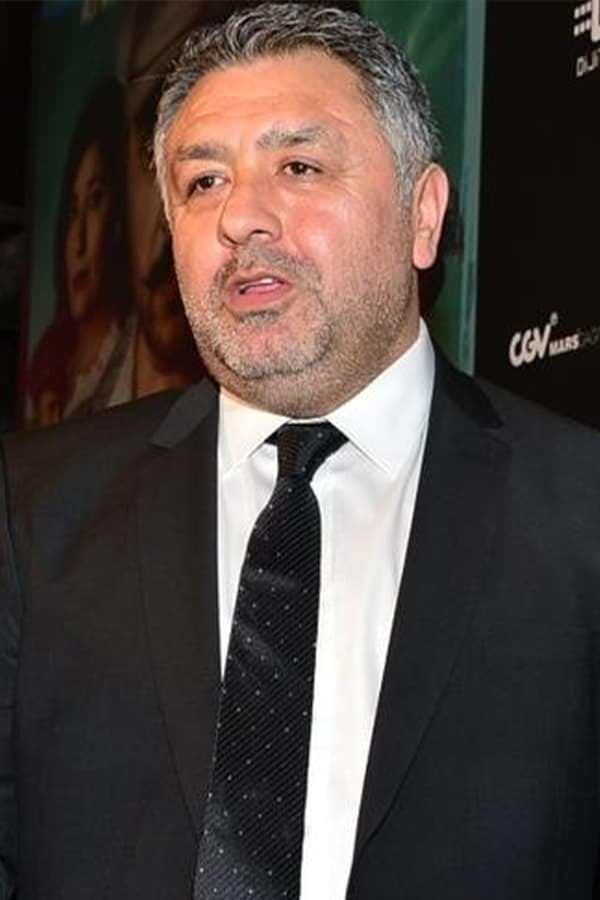 <p><span style="color:#FF0000"><strong>"&Ccedil;OCUKLARA ŞİDDET İNTİKAM YASA DIŞI D&Uuml;ZEN NORMAL GİBİ SUNULUYOR"</strong></span></p>

<p><strong>"Oysa bir zamanlar... Mahallenin Muhtarları vardı. S&uuml;per Baba vardı... Bizimkiler vardı... Orada silah yoktu, &ccedil;atışma yoktu." diyerek s&ouml;zlerini s&uuml;rd&uuml;ren Uslu, "İnsan vardı... Komşuluk vardı... Vicdan vardı. Bug&uuml;n ise... Aynı saatlerde &ccedil;ocuklara; şiddet, g&uuml;&ccedil;, intikam ve yasa dışı d&uuml;zen 'normal' gibi sunuluyor. Ve biz, maalesef bunu sadece izlemekle kalmıyor... Alışıyoruz." ifadelerini kullandı.</strong></p>
