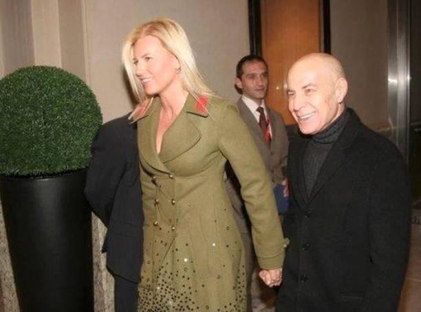 <p>Kahramanmaraş ve Şanlıurfa'daki okul saldırılarının ardından ünlü isimler üzüntülerini dile getirirken, Mazhar Alanson'un eşi Biricik Suden'in Instagram hesabından beslenme rutinini paylaşması tepkilere neden oldu.&nbsp;</p>
