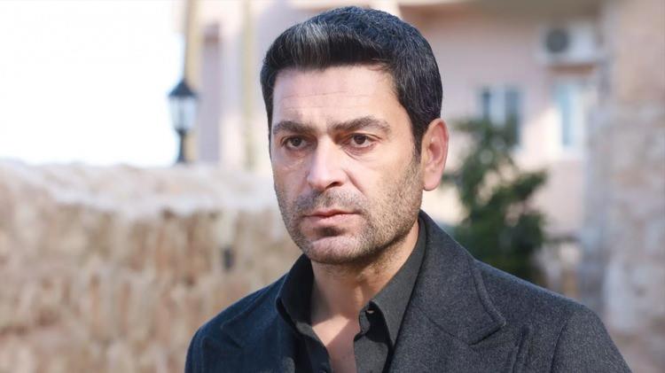 <p>&Ccedil;ocuklar arasındaki şiddet eğilimi tartışmaların yeniden alevlenmesiyle sonrası &uuml;nl&uuml; oyuncu Ozan Akbaba konuyla ilgili dikkat &ccedil;eken uyarılarda bulundu.&nbsp;</p>
