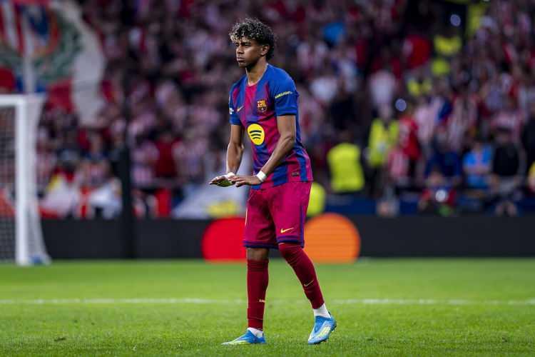 <p><strong>LAMINE YAMAL TARİHE GE&Ccedil;Tİ</strong></p>
