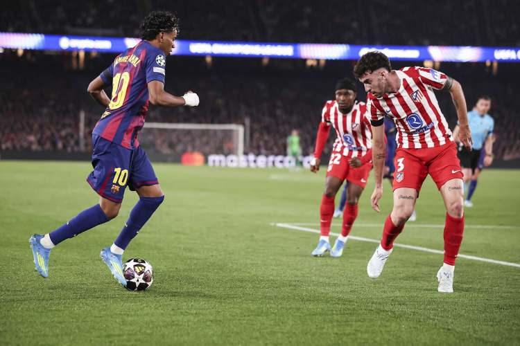 <p>Yamal, bu karşılaşmada sergilediği performansla (1 gol, 14 ceza sahası i&ccedil;i buluşma ve 7 başarılı dripling) ma&ccedil;ın en etkili ismi olmayı başardı.</p>
