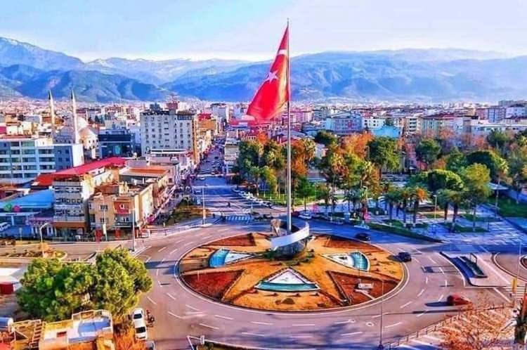 <p>OSMANİYE</p>

<p>Doğal Ordu balı ve y&ouml;resel Tirebolu &ccedil;ayı...</p>
