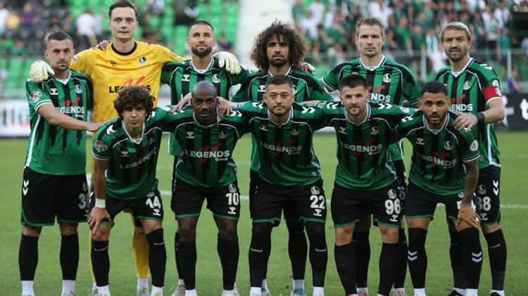 <p>T&uuml;rk futbolunun k&ouml;kl&uuml; kul&uuml;pleri yer aldıkları liglerden k&uuml;me d&uuml;şmeye devam ediyor.</p>
