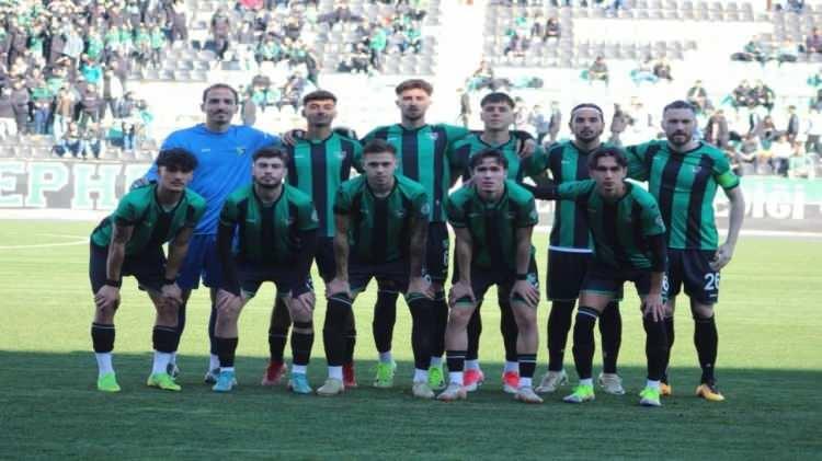 <p>Denizlispor, S&uuml;per Lig'de 2001-02 sezonunda topladığı 59 puanla ligi 5. bitirmiş ve Avrupa bileti almıştır.<br />
&nbsp;</p>
