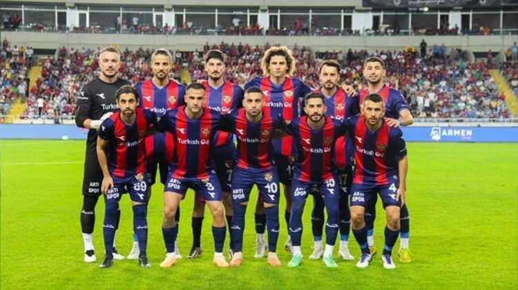 <p><strong>* YENİ MERSİN İDMAN YURDU</strong></p>

<p><strong>'TFF 3. LİGE D&Uuml;ŞT&Uuml;'</strong></p>

<p>&nbsp;</p>
