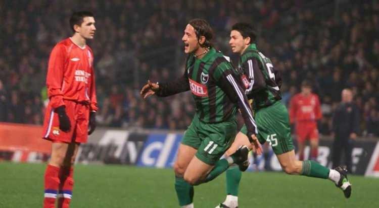 <p>Denizlispor'un kupa hayaline o d&ouml;nem kupayı alan Jose Mourinho'nun Porto'su son vermişti.</p>
