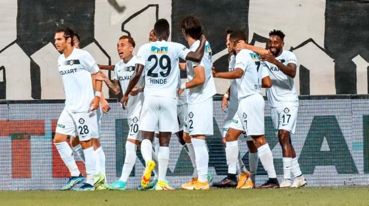 <p>Son olarak 2021-22 sezonununda S&uuml;per Lig'de boy g&ouml;steren Altay, toplam 42 sezon ile S&uuml;per Lig tarihinde en &ccedil;ok yer alan takımlardan biri olarak g&ouml;ze &ccedil;arpıyordu.<br />
<br />
<br />
<strong>KAYNAK: HABER7 SPOR SERVİSİ</strong></p>
