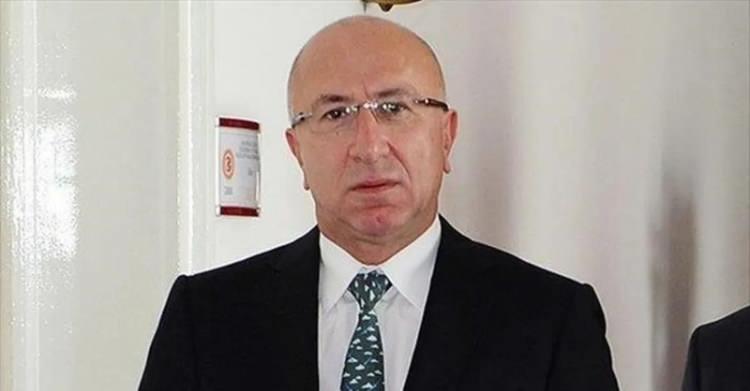 <p><strong>25- Turgay Ciner</strong></p>

<p>&nbsp;</p>

<p>Net Değer: $1.5B</p>
