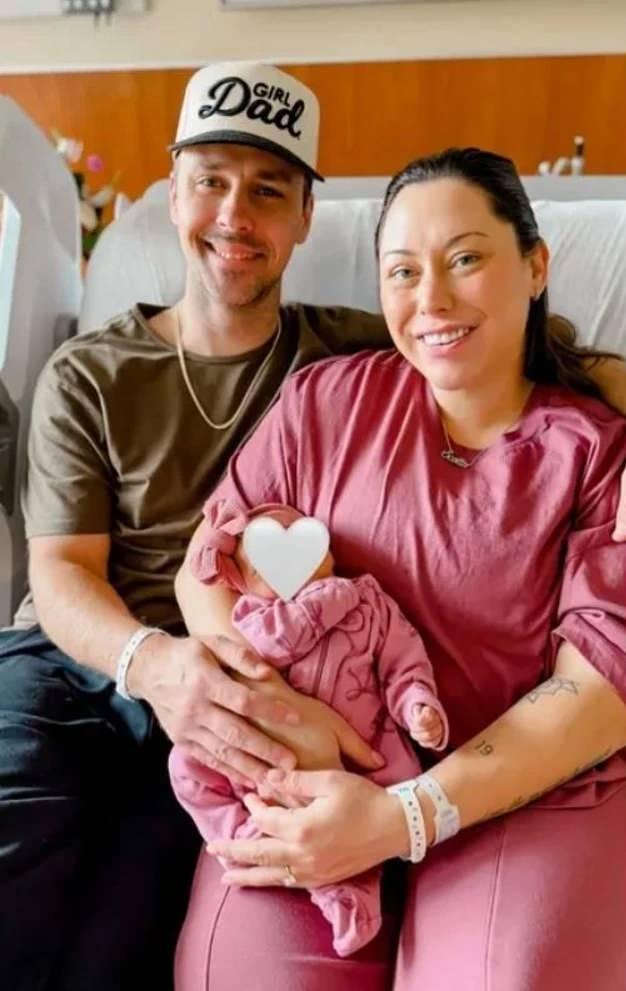 <p><strong style="color:rgb(178, 34, 34)">İKİNCİ KEZ DEDE OLDU</strong></p>
