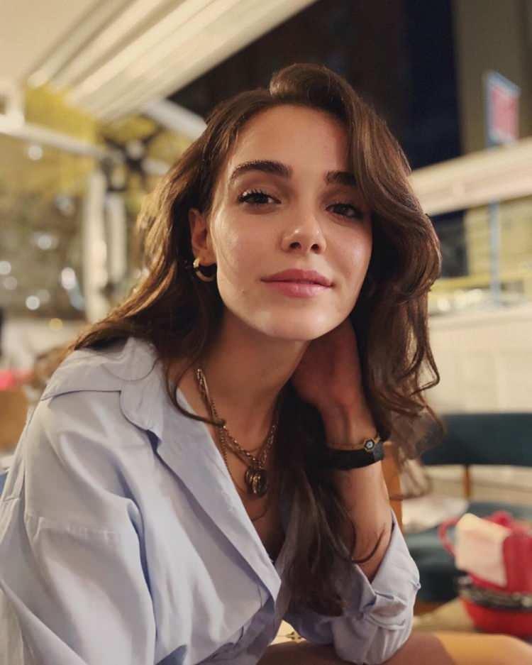 <p class="MsoNormal"><strong>Test sonu&ccedil;ları kısa s&uuml;rede sosyal medyada g&uuml;ndem olurken, 26 yaşındaki g&uuml;zel oyuncu sosyal medya hesabından bir a&ccedil;ıklama yayınlayarak durumda bir yanlışlık olduğunu ve tekrar test yapılmasını istediğini şu s&ouml;zlerle duyurdu:</strong><o:p></o:p></p>
