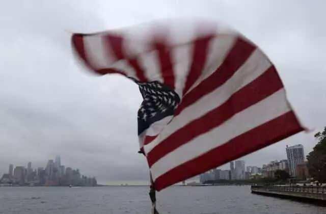 <p><span style="color:inherit"><strong><span style="color:rgb(178, 34, 34)">2)&nbsp; ABD&nbsp;&nbsp;</span>|&nbsp; 5.6 MİLYON</strong></span></p>

<p>&nbsp;</p>
