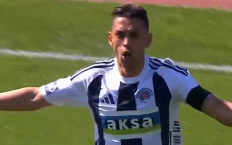 <p>Ma&ccedil;ın ikinci yarısında sahneye &ccedil;ıkan milli futbolcu İrfan Can Kahveci, 60. dakikada takımı adına kornerden skor tabelasını değiştiren gol&uuml; kaydetti.<br />
<br />
(*** G&ouml;r&uuml;nt&uuml; yayıncı kuruluş beIN SPORTS'tan alındı)</p>
