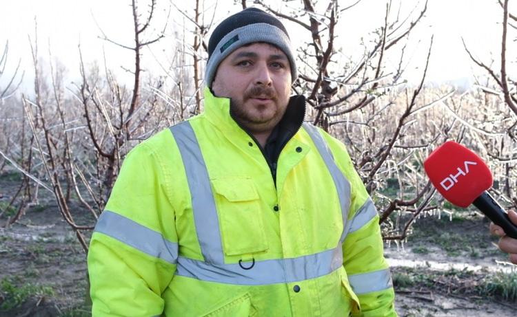 <p><span style="color:#A52A2A"><strong>"BAH&Ccedil;EMİZE SPRİNG SİSTEMİ KURDUK"</strong></span></p>

<p>&nbsp;</p>

<p><strong><em>"Bildiğiniz &uuml;zere 10-14 Nisan arası uyarıları dikkate alarak don olacağı i&ccedil;in bah&ccedil;emize spring sistemi kurduk. 12 Nisan&rsquo;da eksi 5 gibi bir rakamla karşılaştık. İnşallah herhangi bir zararla karşı karşıya kalmayız.</em></strong></p>
