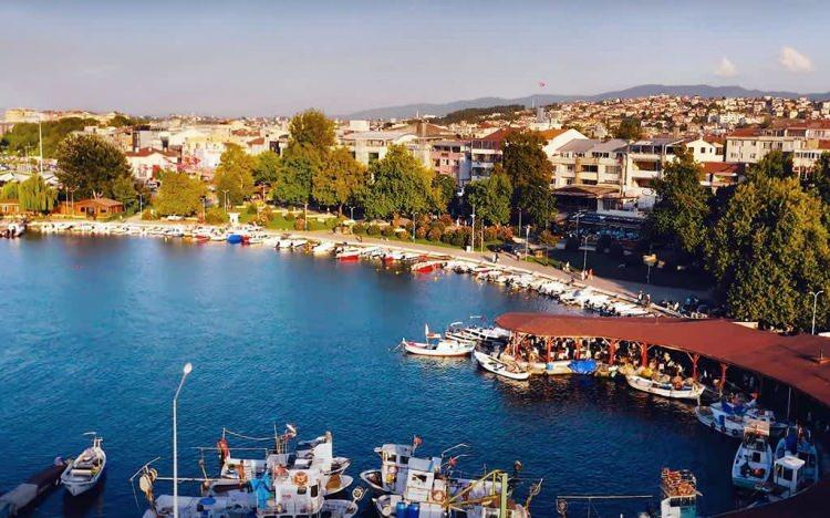 <p><strong>YALOVA&nbsp;(İSTANBUL'A BAĞLIYDI)</strong></p>

<p>1995'te il oldu.</p>
