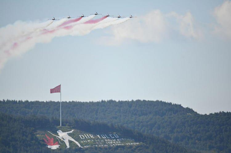 <p><strong>"Her sene buraya geliyoruz ve SOLOT&Uuml;RK&rsquo;&uuml; sabırsızlıkla bekliyoruz. Bu t&uuml;r etkinlikler &ouml;zellikle yeni nesil ve &ccedil;ocuklarımız i&ccedil;in &ccedil;ok değerli."</strong></p>

<p>&nbsp;</p>
