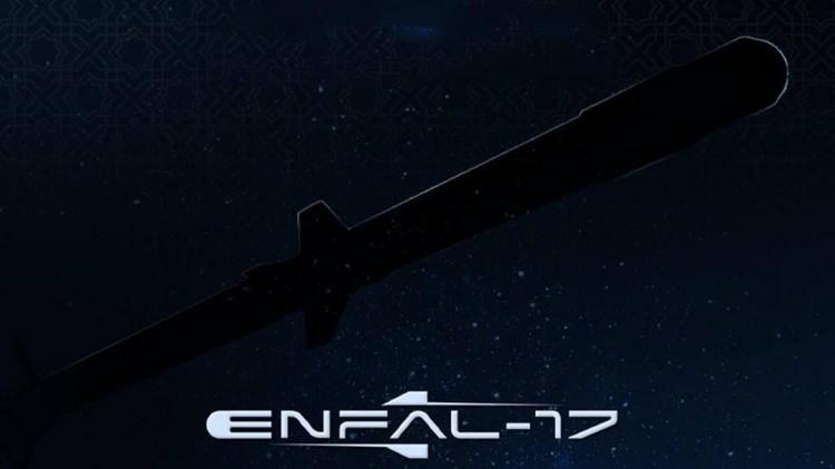 <p><span style="color:#B22222"><strong>İLGİLİ AYET MEALİ ŞU ŞEKİLDE:</strong></span></p>

<p>&nbsp;</p>

<p>M&uuml;himmatın isimlendirilmesinde temel alınan Enf&acirc;l S&ucirc;resi'nin 17. ayeti, hem tarihsel bir atıfta bulunuyor hem de kurumun yerli &uuml;retim vizyonuyla uyumlu, g&uuml;&ccedil;l&uuml; bir mesaj taşıyor.</p>

<p>&nbsp;</p>

<p><strong>"Savaşta onları siz &ouml;ld&uuml;rmediniz, onları Allah &ouml;ld&uuml;rd&uuml;; (oku) attığında da sen atmadın, Allah attı; bunu da m&uuml;minlere kendinden g&uuml;zel bir l&uuml;tufta bulunmuş olmak i&ccedil;in yaptı. Allah her şeyi işitmekte, her şeyi bilmektedir."</strong></p>
