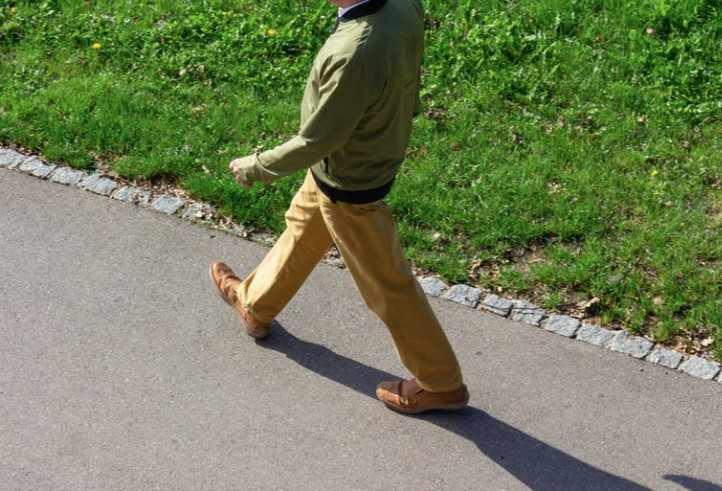 <p>Yaşanan olay sosyal medyada b&uuml;y&uuml;k şaşkınlığa neden oldu.Bir&ccedil;ok sosyal medya kullanıcısı &ccedil;iftin neden tartıştığını merak etti.&nbsp;</p>
