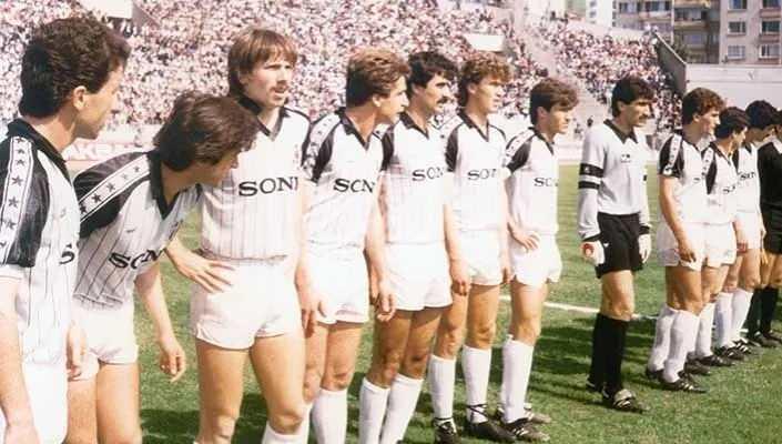 <p><span style="color:#B22222"><strong>1986 | Beşiktaş JK</strong></span></p>

<p>&nbsp;</p>
