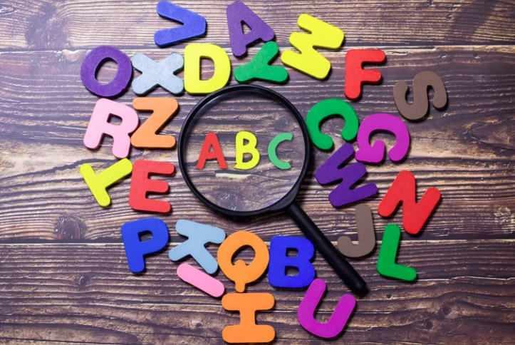 <p>Japonca saniyede 7,8 heceyle zirvede yer alırken, T&uuml;rk&ccedil;e ve diğer dillerin sıralaması dikkat &ccedil;ekti.</p>
