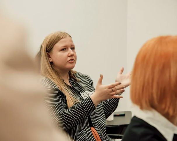 <p>İspanyolca &ndash; 7.82 hece/saniye</p>

<p>&nbsp;</p>
